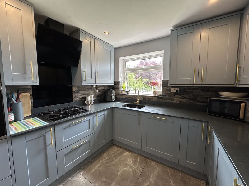 Kitchen- click for photo gallery